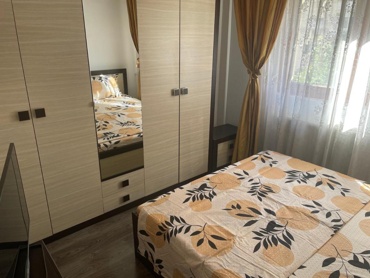 Bucuresti Comfort Apartment Ngoại thất bức ảnh