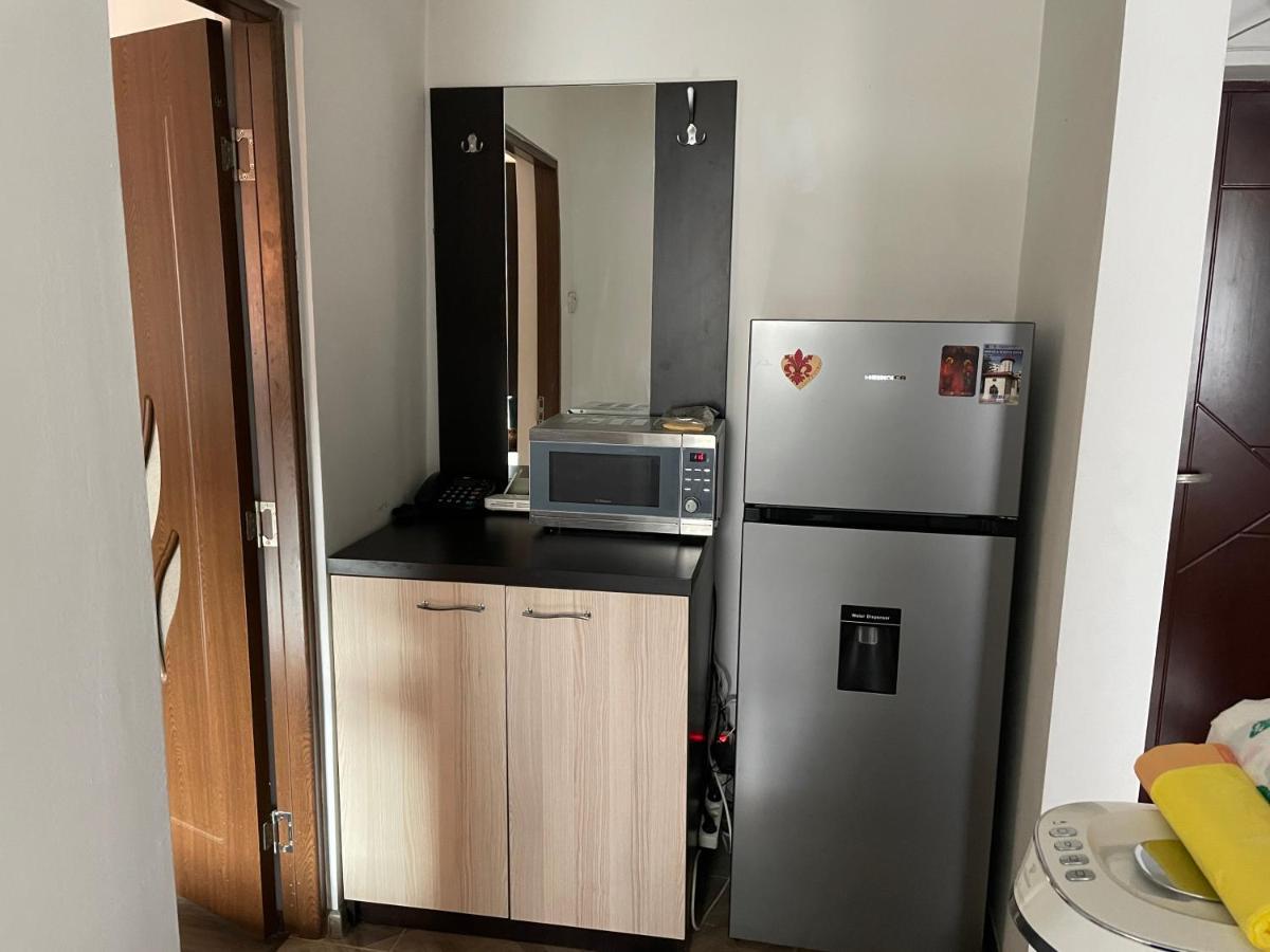 Bucuresti Comfort Apartment Ngoại thất bức ảnh