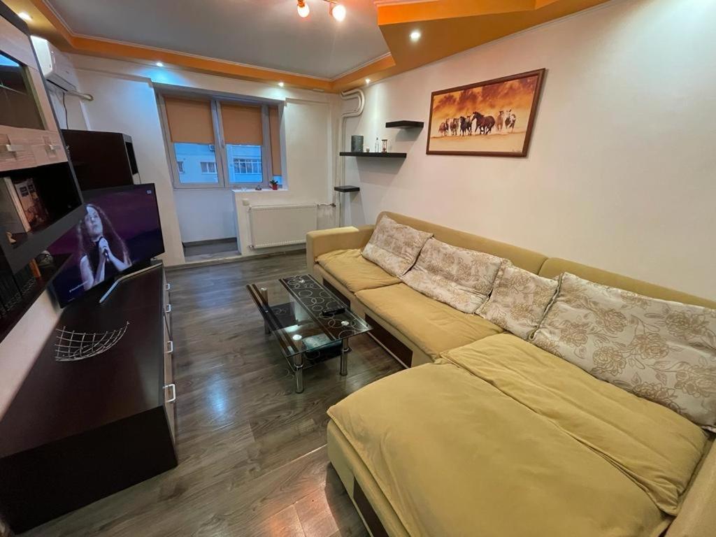 Bucuresti Comfort Apartment Ngoại thất bức ảnh